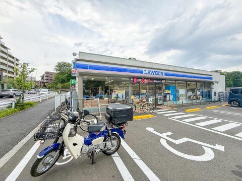 ローソン府中本町一丁目店まで約137m