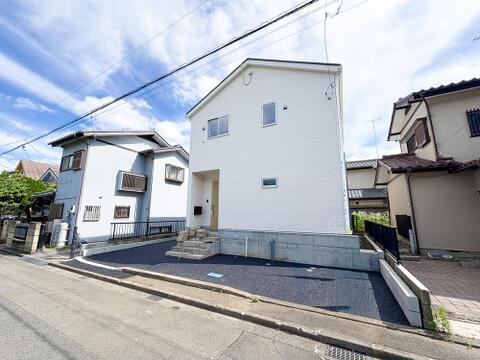 流行に左右されず、将来にわたって価値が継続する「上質」な佇まい。おしゃれな雰囲気や自然の潤い、親しみやすさといった個性を、街に新たな価値をもたらし続けます。