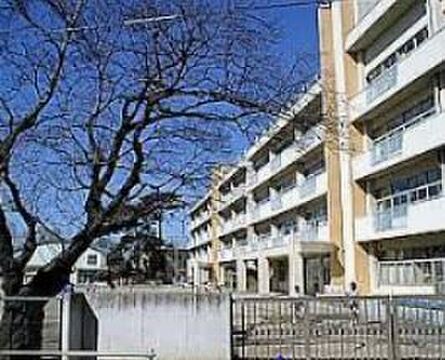 調布市立上ノ原小学校まで1000m