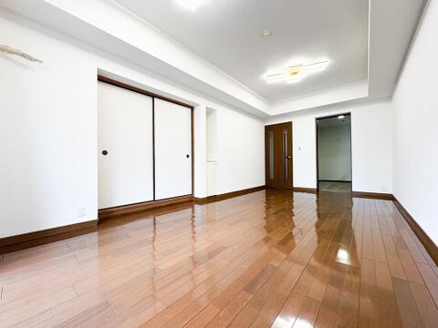 家具配置のしやすい間取りとなっています。定期的に間取りを変えると気持ちをリフレッシュさせることができます。