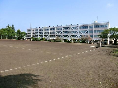 あきる野市立東中学校まで約1200m