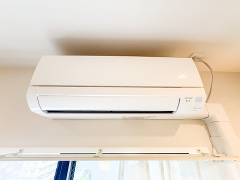 エアコンが1台付いた住まいです。引越し後すぐにご使用いただけるため、新生活の準備がひとつ省けるうれしいポイントです。費用面でのメリットを大きく感じていただけます。