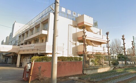 三鷹市立第六中学校 450m