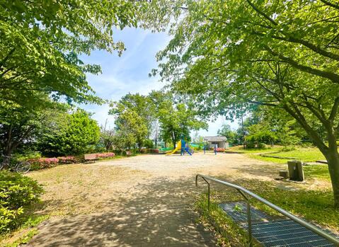 みなみ野菖蒲谷戸公園まで約89m