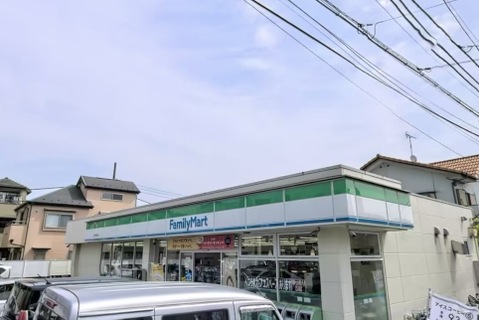 ファミリーマート府中本宿町店まで380m