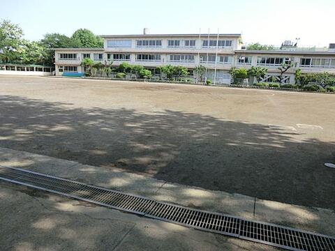 小平市立小平第十一小学校まで約800m