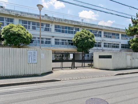 西東京市立田無第四中学校まで約450m
