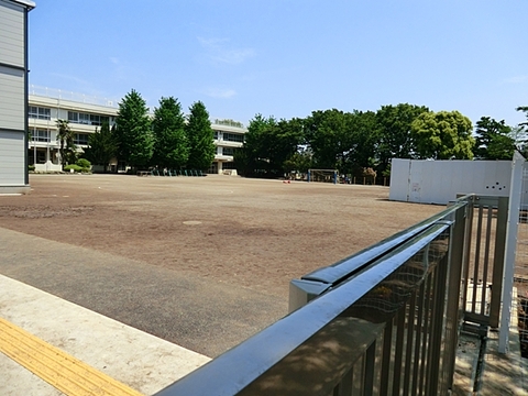 府中市立府中第十小学校 450m