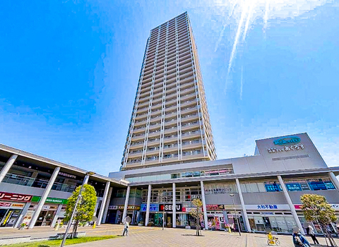 管理の行き届いたマンションは、共用部の清潔感と建物のコンディションが良好に保たれています。長く快適に暮らせる安心感のある住環境がしっかりと整っています。