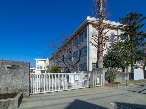 昭島市立田中小学校まで約666m