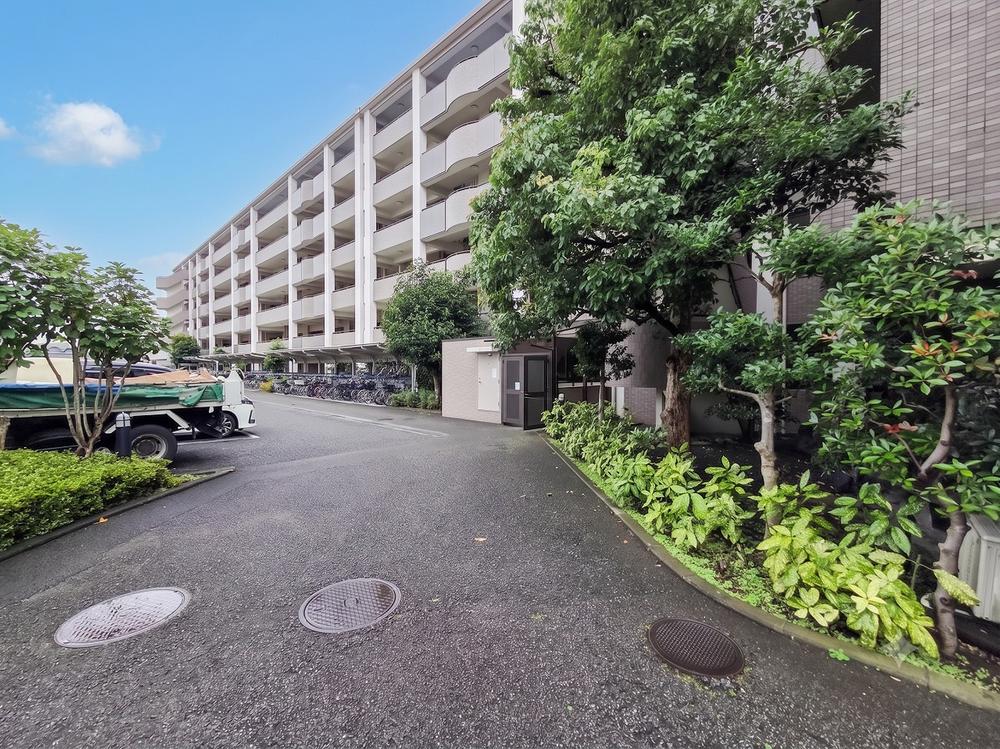 レールシティ八王子かえで通り