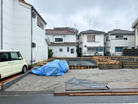 物件外観(2026年6月26日撮影)10月末完成予定