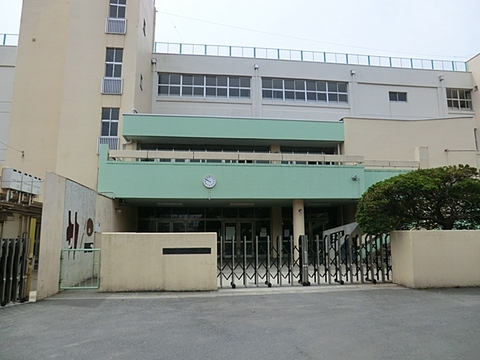 国分寺市立第一小学校 250m