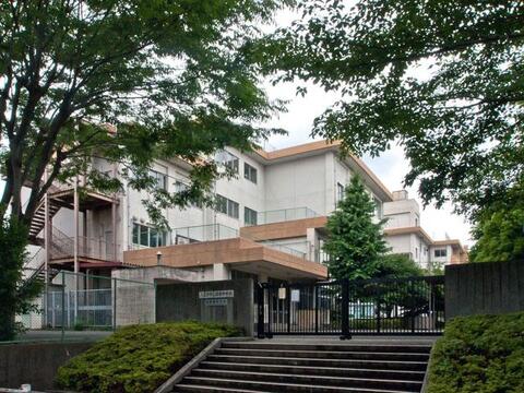 八王子市立陵南中学校まで約1032m