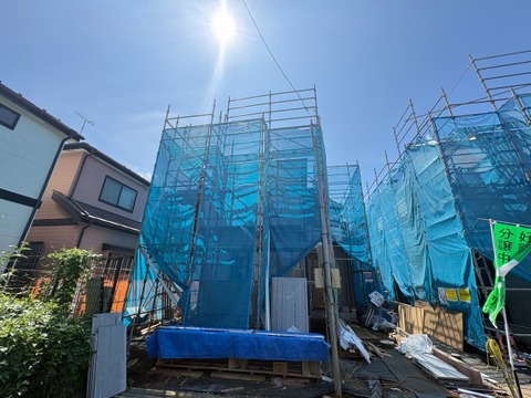 2026年9月上旬完成予定です。