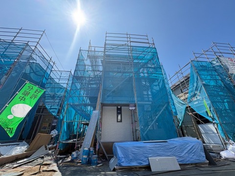 2026年9月上旬完成予定です。