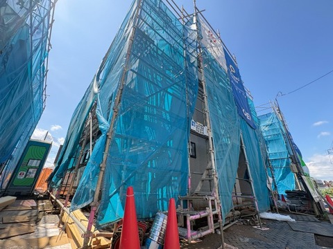 2026年9月上旬完成予定です。