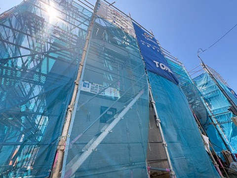 2026年9月上旬完成予定です。