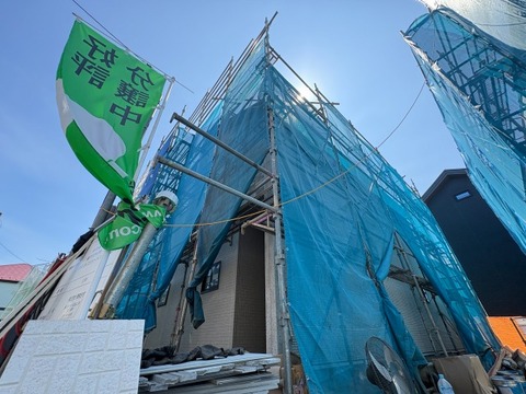 2026年9月上旬完成予定です。