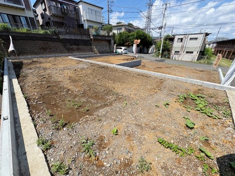 2026年10月下旬完成予定です。