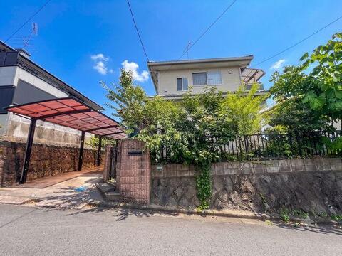 「風致地区の穏やかな街並み」周辺は閑静な住宅街。東大和公園徒歩6分と自然に恵まれたロケーション。