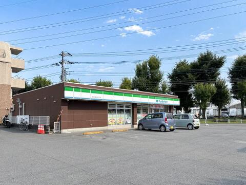 ファミリーマート石川工業団地入口店まで約550m