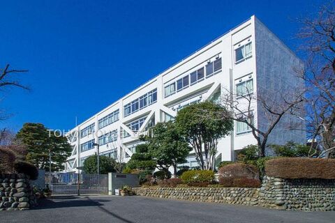 昭島市立拝島中学校 1800m