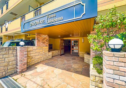 部屋の雰囲気や広さ、眺望、住宅設備の使い勝手など住み心地をしっかり考えられております。現地(2026年8月)撮影