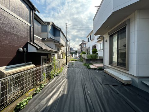 物件外観(2026年8月21日撮影)9月末リフォーム完成予定