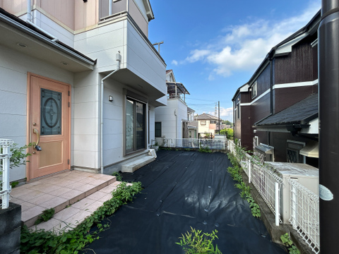 物件外観(2026年8月21日撮影)9月末リフォーム完成予定