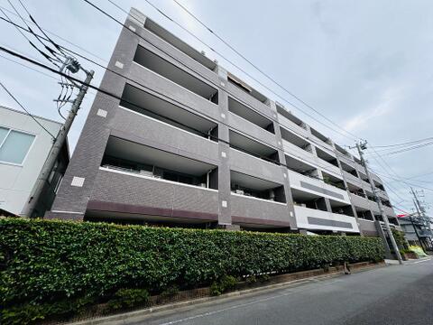 京王八王子駅まで徒歩11分。周辺は落ち着いた住環境で、のびのびと新生活をスタートできます。