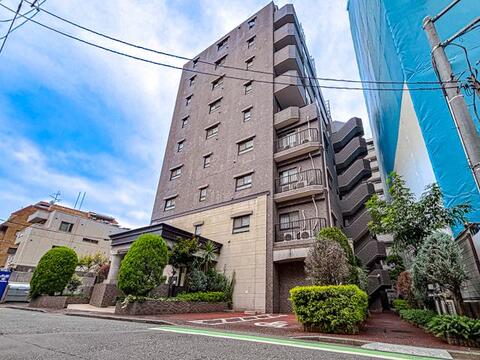 管理の行き届いたマンションは、共用部の清潔感と建物のコンディションが良好に保たれています。長く快適に暮らせる安心感のある住環境がしっかりと整っています。