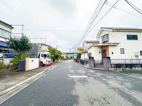 主寝室には、収納力に優れたウォークインクローゼットをご用意しております。