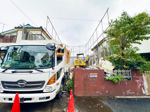 この場所が、故郷になる。住まいには思いが宿り、やがて住まう人の特別な場所へと昇華されていきます。現地(2026年9月)撮影