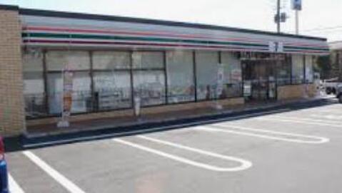セブンイレブン日野東平山2丁目店まで約716m