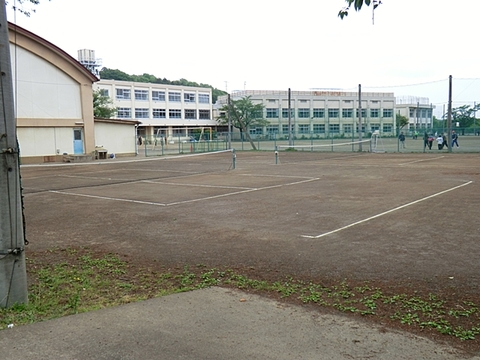 八王子市立川口中学校 1100m