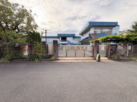 日野保育園まで徒歩4分。