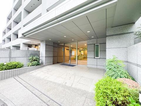 現地(2026年9月)撮影まもなくリフォーム完工予定。水回りももちろん一新。