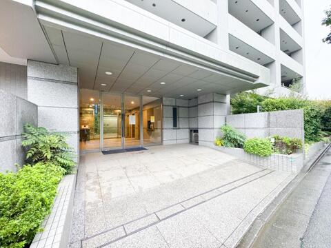 現地(2026年9月)撮影まもなくリフォーム完工予定。水回りももちろん一新。