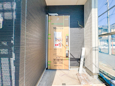 お家の顔となる大切な部分になります。完成をお待ちください。2026年10月撮影