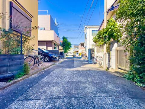 区画整備された閑静な住宅地。穏やかな新生活をお送りいただけます。2026/10/8撮影