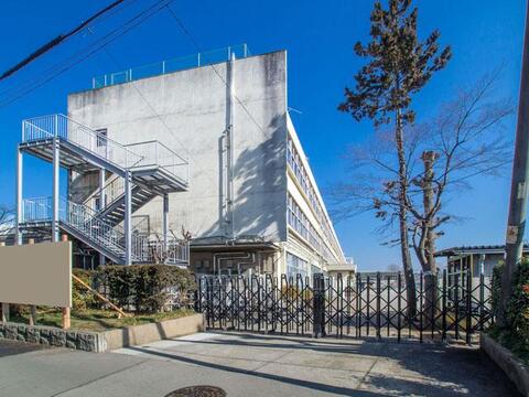 立川市立第八小学校まで約500m