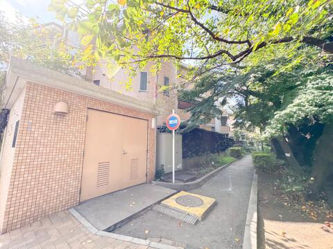 365日ご対応可能です、お気軽にお問い合わせください。