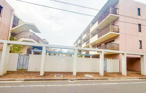 現地に足を運んで頂けた時には、実際に周辺をご自由に散策して頂けます事をお勧め致します。現地(2026年10月)撮影