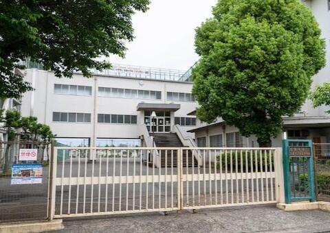 三鷹市立第五中学校まで約1546m