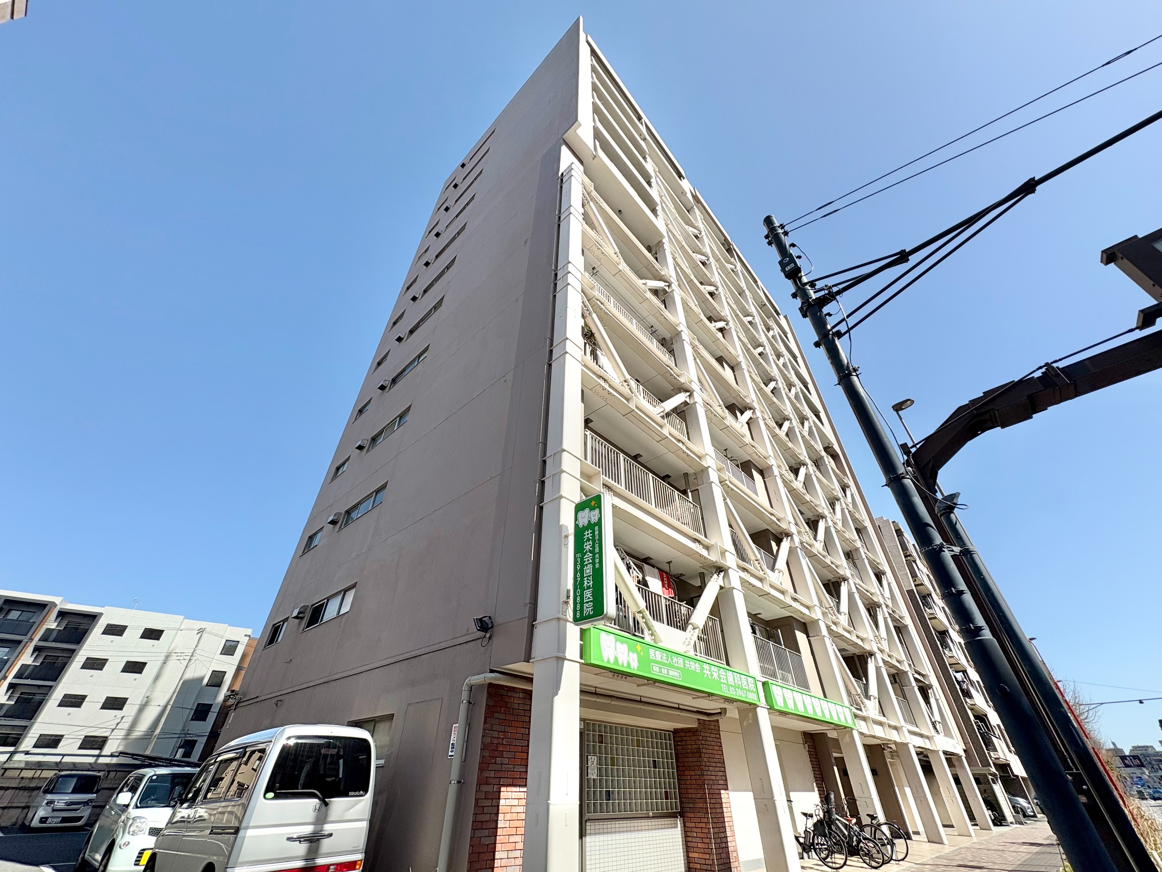 【将来の為、家族の為に資産を持ちたいと思いました】~車の送迎サービスやアフターサポートなどのサービスの豊富さに満足し、亀谷さんのおかげで安心して最後までスムーズに進めることができました。~