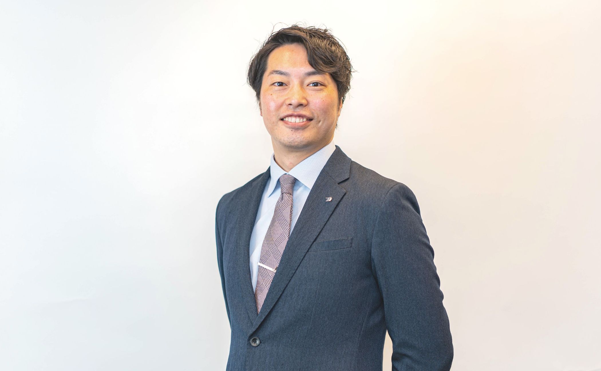 三本 康之