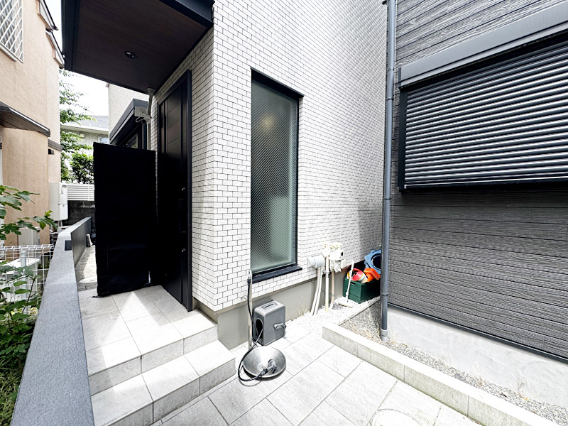 茅ヶ崎市・中古戸建て（物件番号：ngmi26E2415）の物件詳細ページ
