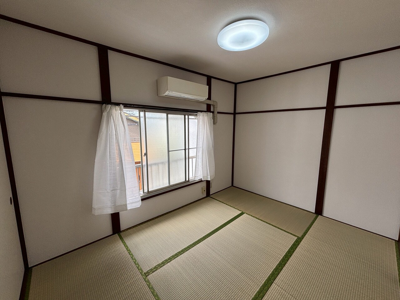 【203号室6帖和室】