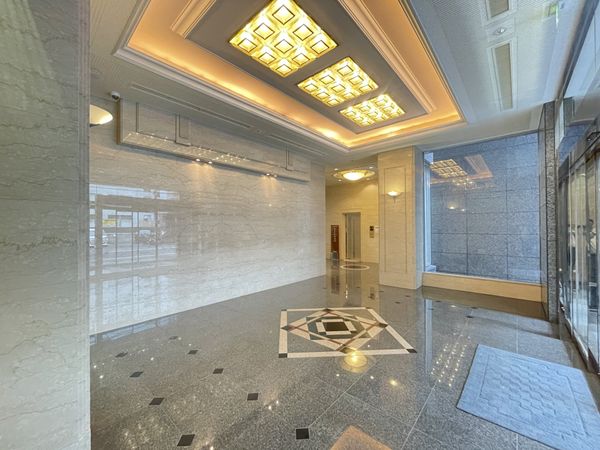 １階 エントランスホール